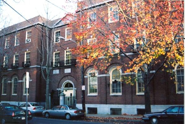 Mary Louise Curtis Branch, view from Queen Street