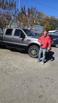 Carolina Customz hooked me up with these new 24" Dually wheels and tires!!