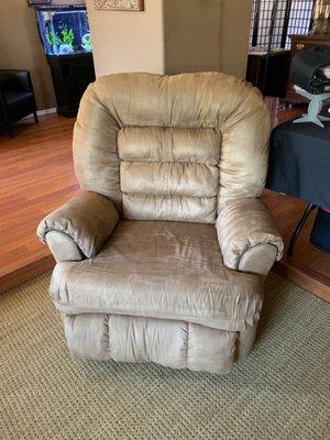 Super fresh recliner!