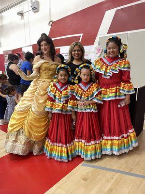 Folklorico Dance Team