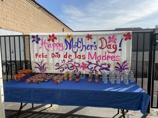 Mother's Day at via verda Montessori