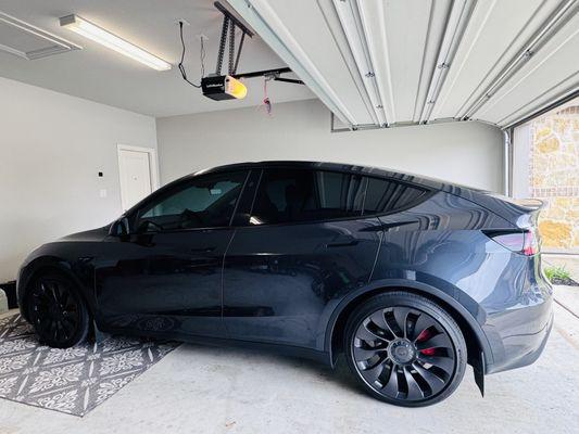 2024 Tesla Model Y 
Xpel XR plus all around #ceramic #Xpelxrplus #windowtint #tint