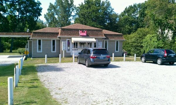 Drive thru and front of the castle.