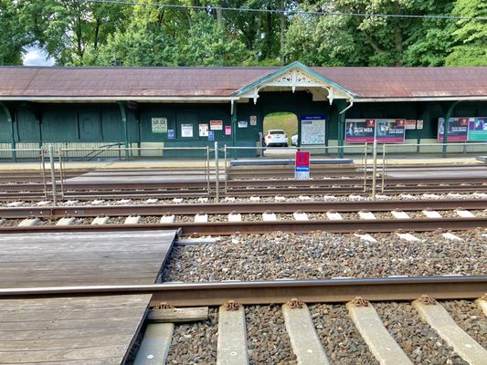 SEPTA Devon Train Station -- Aug/22