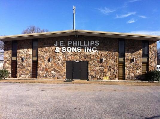 Phillips J E & Sons