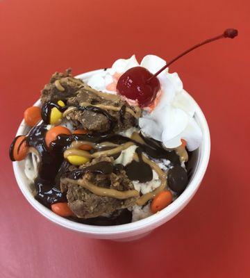 Reese sundae