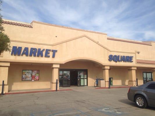 Market Square's front entrance.