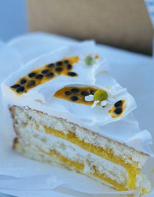 Passion fruit cake