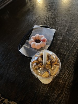 Mochi doughnuts