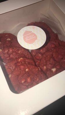 Red velvet cookies