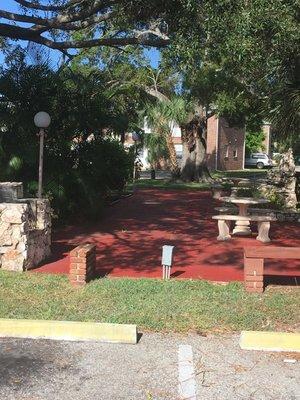 Courtyard Grilling Patio