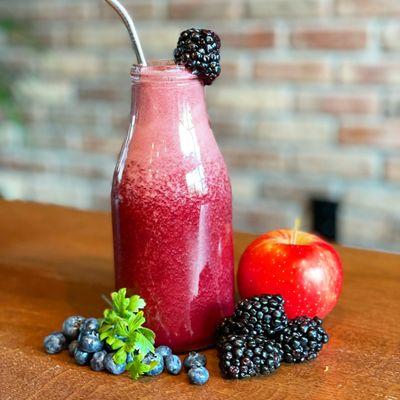 Berry Happy Juice - Blackberries, Blueberries, Strawberries, Lemon, Red Apple