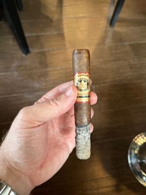 Enjoying a great stick today. Arturo Fuente Don Carlos double robusto.