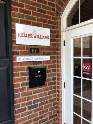 KW Office  #dreamhomesknoxville #dreamhomesknox #emilygolec