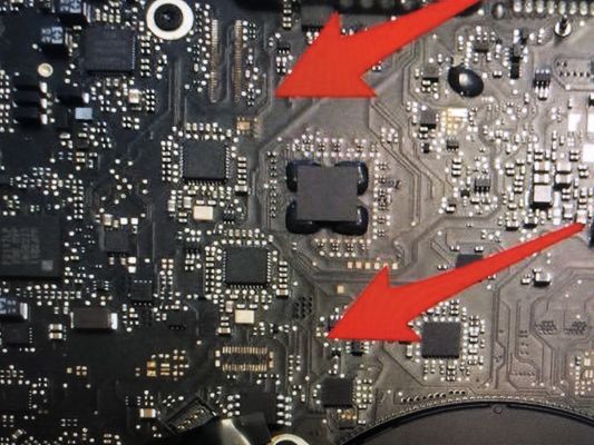 Repairing circuits on water damage laptop