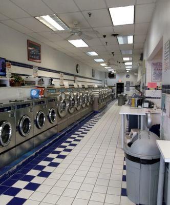 Wash Em & Dry Em Laundromat