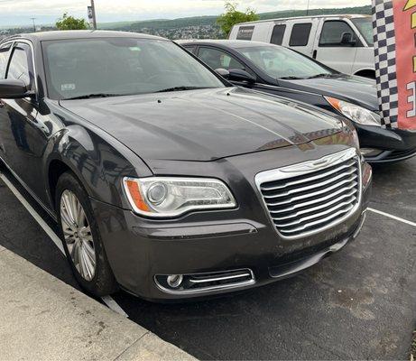 2013 Chrysler 300 130k miles $6999