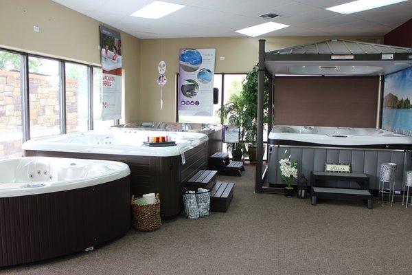 IHT - International Hot Tub & Fireplaces