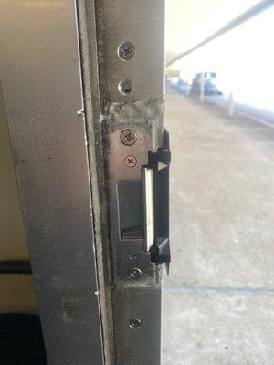 Latch system that was poorly installed. Was also not what we ordered.