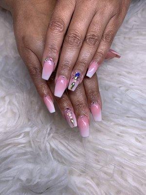 Yolo Nail Spa | Nail salon 77459 | Nail salon Missouri City | Nail salon in Missouri City TX 77459 | Nail salon near me