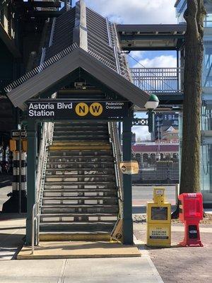 Astoria Blvd Station