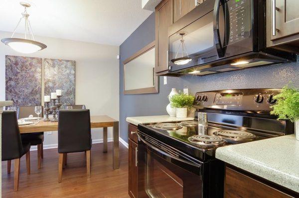 Beautifully updated kitchen at Aurora Place | Houston, Texas Apartments