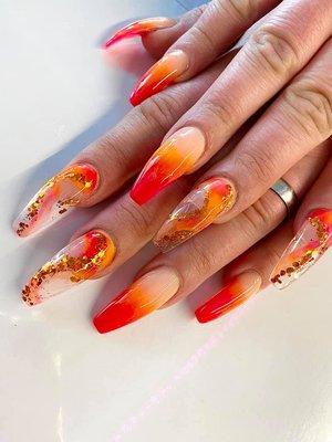 "Summer vibe nail collections"