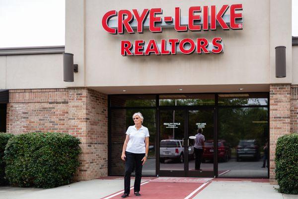 Diane Ludwig - Crye-Leike Real Estate