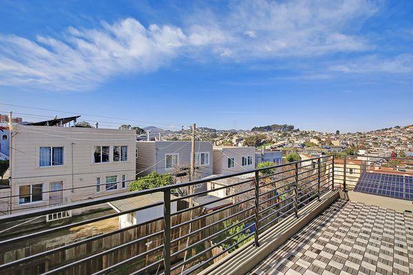 Bowdoin St. San Francisco Deck