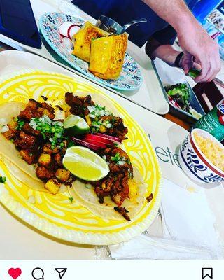 Al pastor tacos