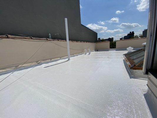 GACO LIQUID SILICONE APPLIED ON THIS RESIDENTIAL ROOF!