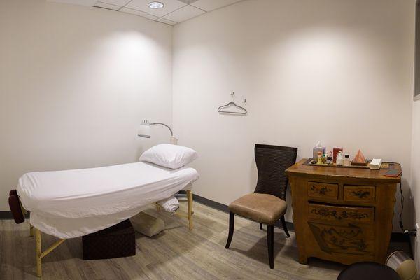 One of the 5 acupuncture treatment rooms at the Santa Barbara Herb Clinic, accessibility-friendly.