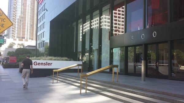 Main entry of the Jewel box off of Figueroa