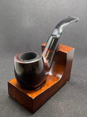 Pipe & Pipe Holder