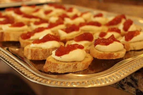 Catering: Tomato jam with whipped feta crostini