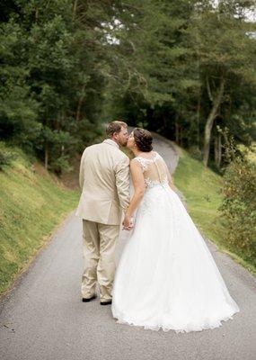 Barn Wedding Sevierville, TN