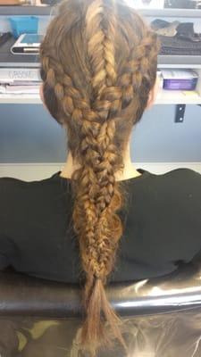 Trendy braiding.