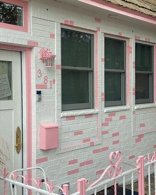 Part2 pink house