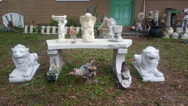 *Galloway Statues
       Emporium *
1450 N. Galloway Rd 
Lakeland Florida 33810
Owner Dianne Letchworth 
Online and Instore sales