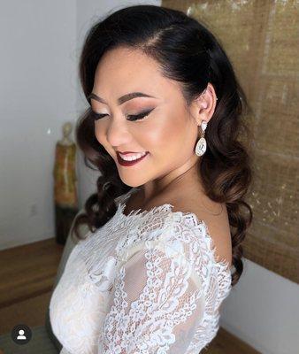 BEST wedding make up EVER! My makeup stayed on for 10+ hours and I felt like a Queen