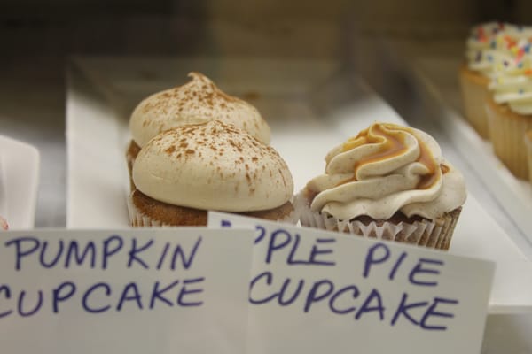 Special fall-theme cupcakes