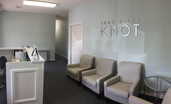 That's The Knot Lobby