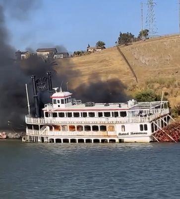 Grand Romance Riverboat