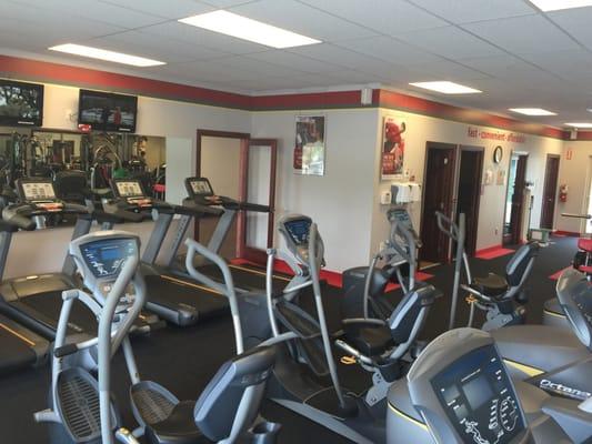 Plenty of cardio equipment for a 24/7 gym!