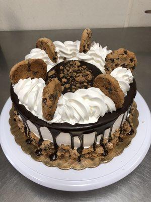 Oh La La Cookies ice cream cake.