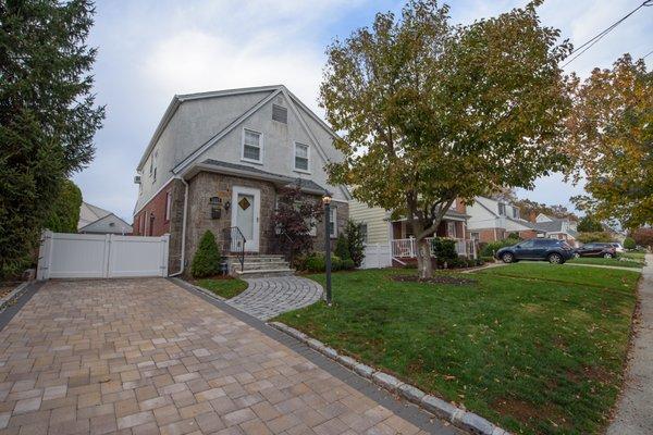 New Hyde Park, NY - Listing Sold in 29 days, $20k over asking