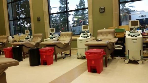 Not very busy in here. Come do your good deed for the day and give blood.