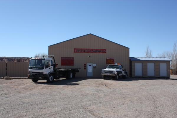 Kiteley's Shop and Tow Trucks