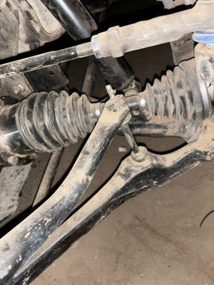 Swaybar link and tie rod replacement