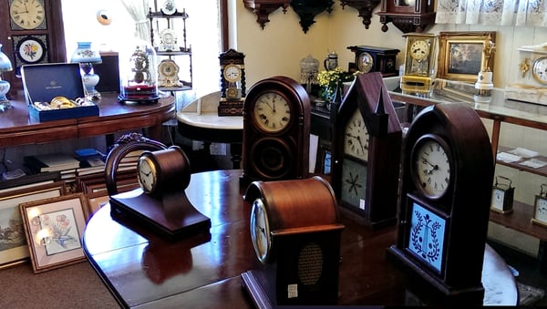 Rooms Full Of Clocks